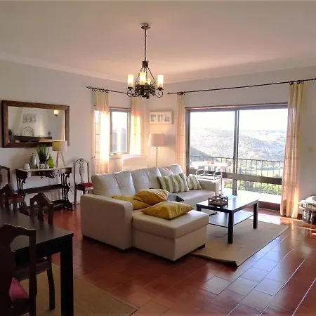 Дом отдыха Sea House *