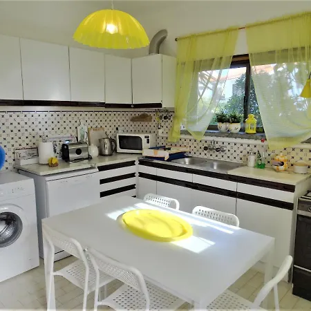 Sea House Дом отдыха *